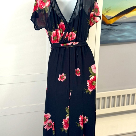 Row.A Floral Tie-Back Maxi Dress - Picture 9 of 9